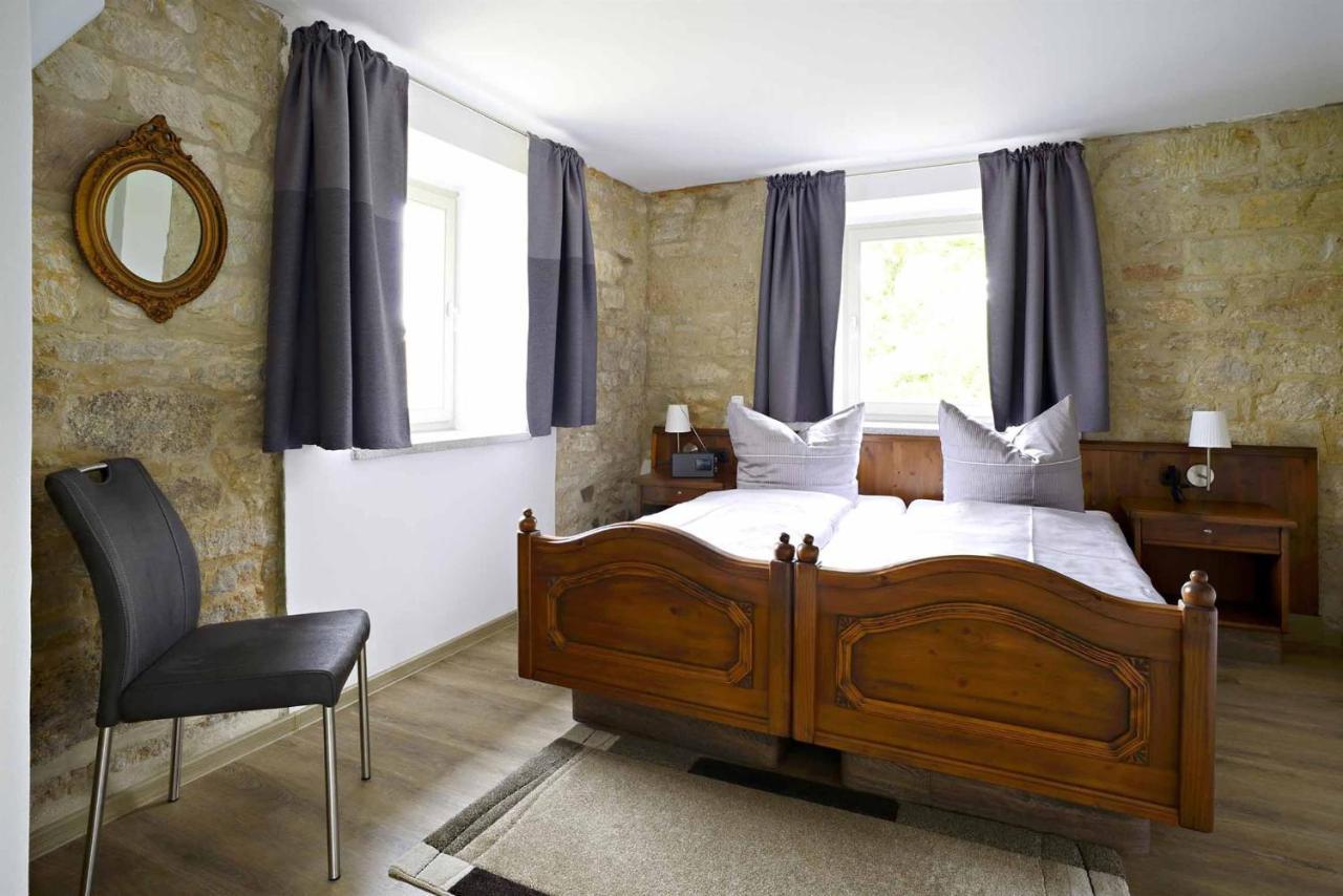Hotel Und Restaurant Rittergut Kreipitzsch Naumburg  Bagian luar foto